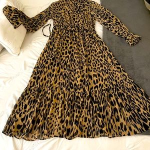 Dress leopard print